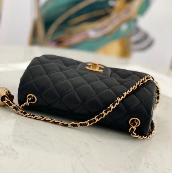 CHANEL SHOULDER BAG BLACK AP1787 - Image 7