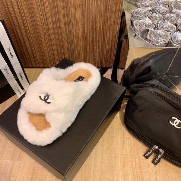 CHANEL SLIPPERS CROSS STRAP WHITE - Image 7