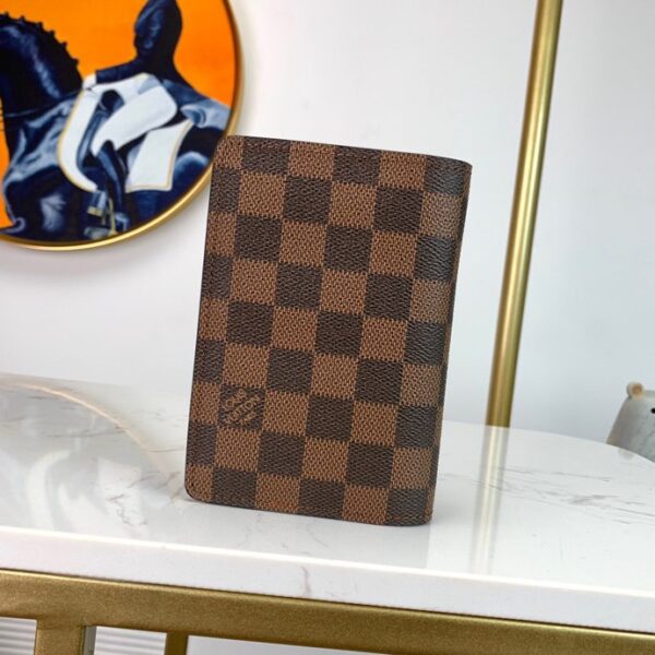 LOUIS VUITTON DAMIER EBENE CANVAS PASSPORT COVER 10CM N60189 - Image 2