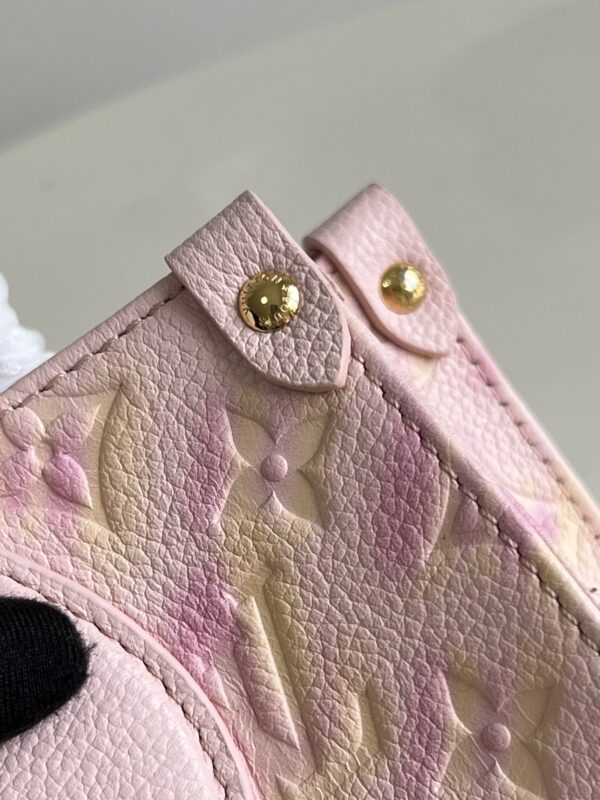 LOUIS VUITTON ONTHEGO PM 25CM PINK M46168 - Image 7