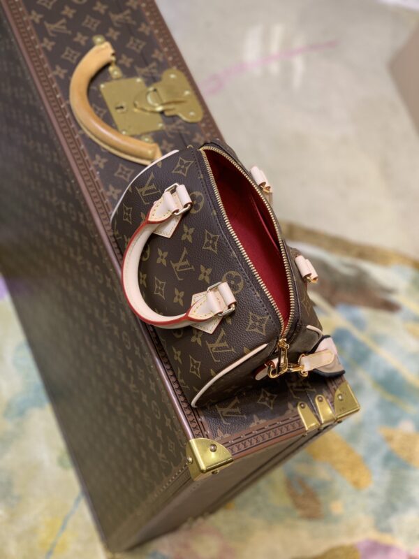 LOUIS VUITTON SPEEDY BANDOULIÈRE  20 BLACK M45957 - Image 9