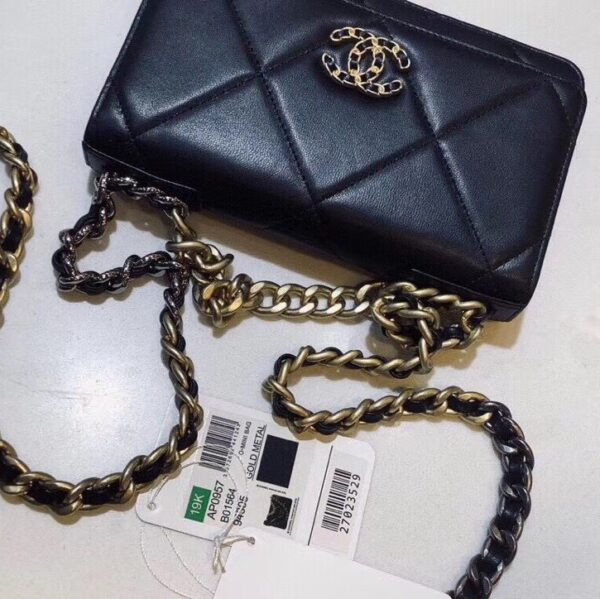CHANEL CROSSBODY BAG BLACK AP1450 - Image 6