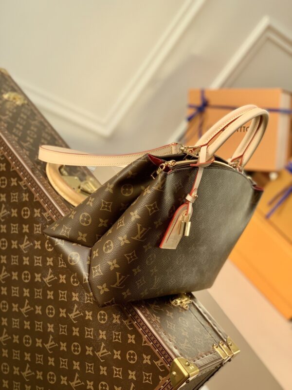LOUIS VUITTON GRAND PALAIS 34CM M45898 - Image 2