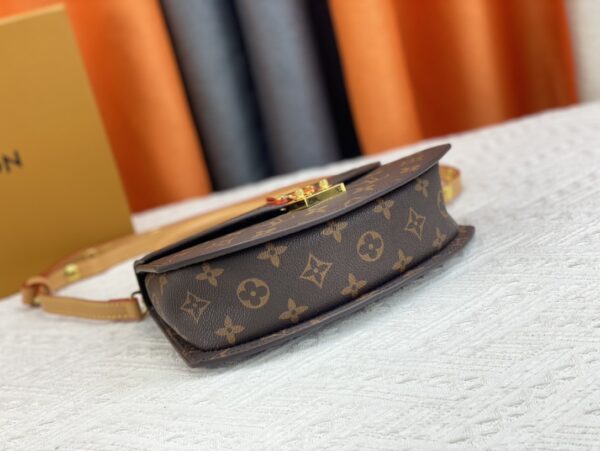 LOUIS VUITTON WOMEN'S MONOGRAM BROWN 23.5CM M46548 - Image 4