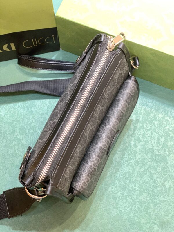GUCCI MESSENGER BAG WITH INTERLOCKING G BLACK 21CM 674164 92THN 1000 - Image 3