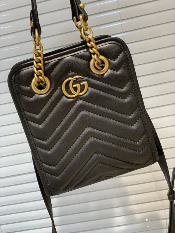 GUCCI MINI SAC GG MARMONT MATELASSE BLACK 696123 DTDHT 1000 - Image 2