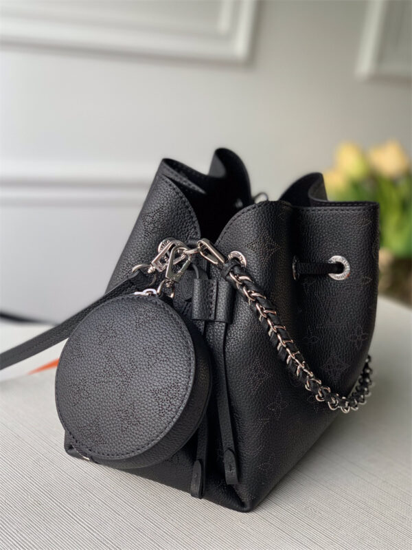 LOUIS VUITTON BELLA 22CM BLACK M57070 - Image 7