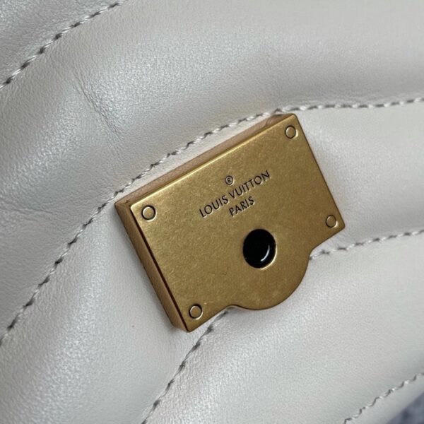 LOUIS VUITTON NEW WAVE CHAIN 24CM IVORY M58549 - Image 6