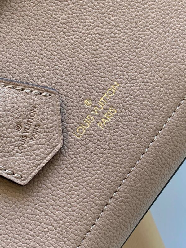 LOUIS VUITTON LOCKME EVER MM 33CM BEIGE M56094 - Image 7