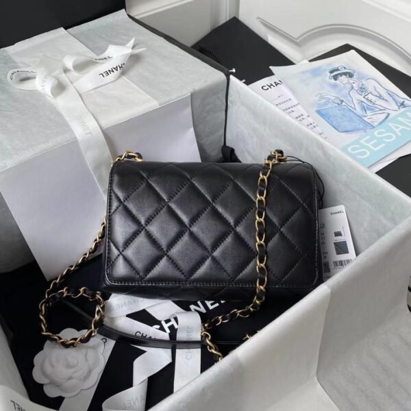 CHANEL CROSSBODY BAG BLACK 22CM AS2634 - Image 8