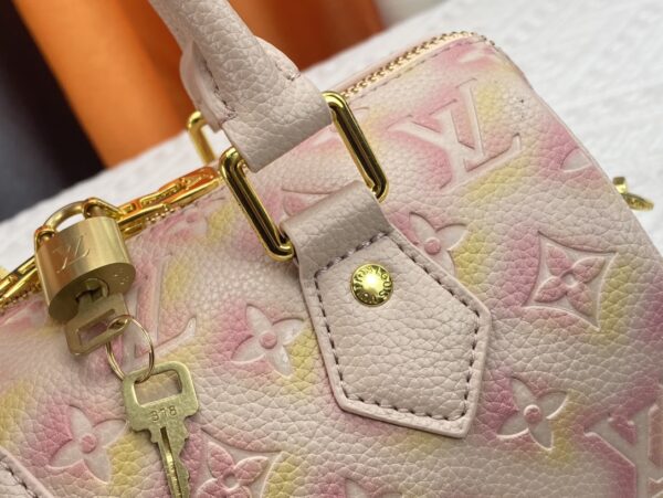 LOUIS VUITTON NANO SPEEDY LIGHT PINK M81508 - Image 5