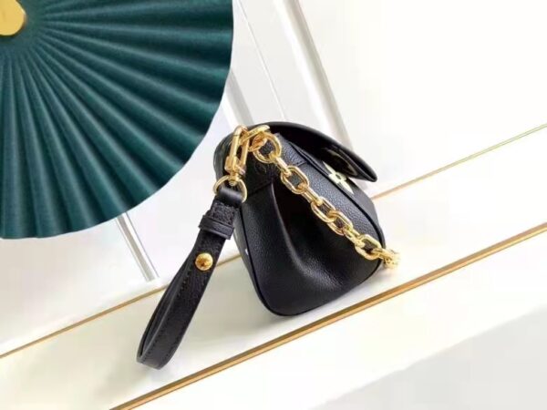 LOUIS VUITTON FAVORITE 24CM BLACK M45859 - Image 4
