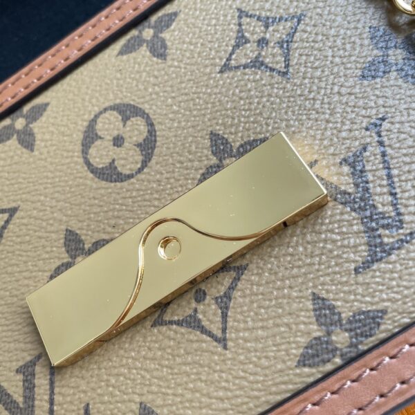 LOUIS VUITTON DAUPHINE CHAIN WALLET 18CM M68746 - Image 6