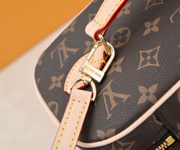 LOUIS VUITTON NICE MINI TOILETRY POUCH 24CM M44495 - Image 4
