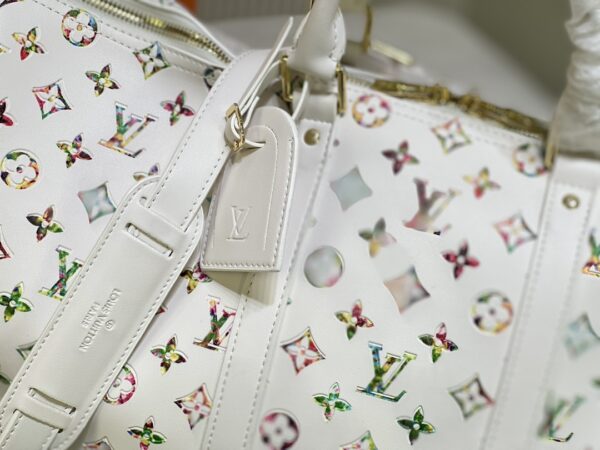 LOUIS VUITTON MONOGRAM KEEPALL BANDOULIÈRE WHITE 50CM - Image 6