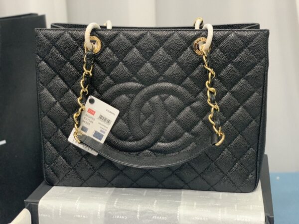 CHANEL BOLSA GRAND TOTE BLACK 33CM - Image 2