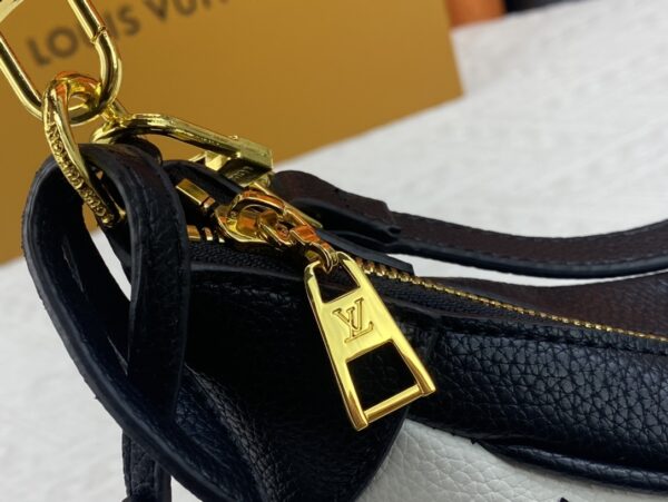 LOUIS VUITTON BAGATELLE 22CM WHITE M46091 - Image 3