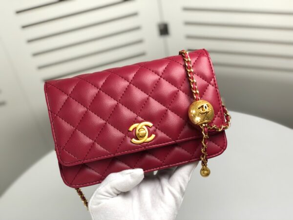 CHANEL LEATHER ON GOLD CHAIN WINE RED 19CM - Image 3