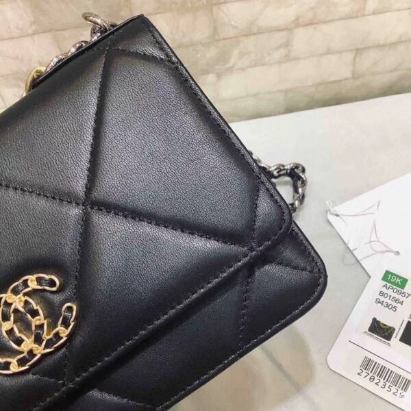 CHANEL CROSSBODY BAG BLACK AP1450 - Image 9