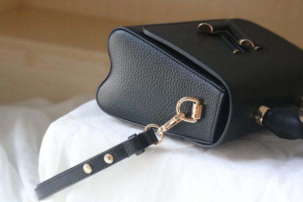 LOUIS VUITTON TWIST MM BAGS 23CM BLACK M58688 - Image 7