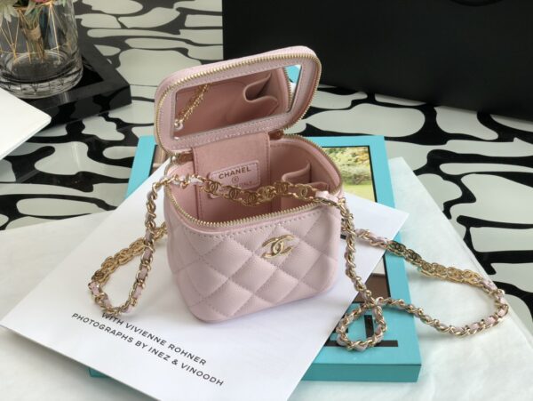 CHANEL MINI VANITY WITH CHAIN GOLD LIGHT PINK 11CM - Image 4