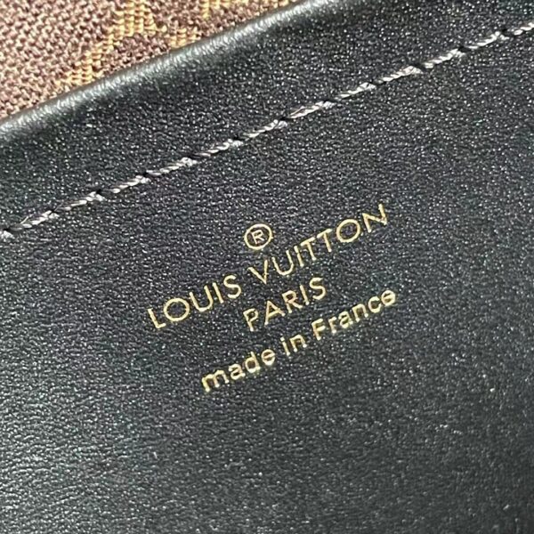 LOUIS VUITTON UTILITY CROSSBODY 18CM BLACK M80450 - Image 7