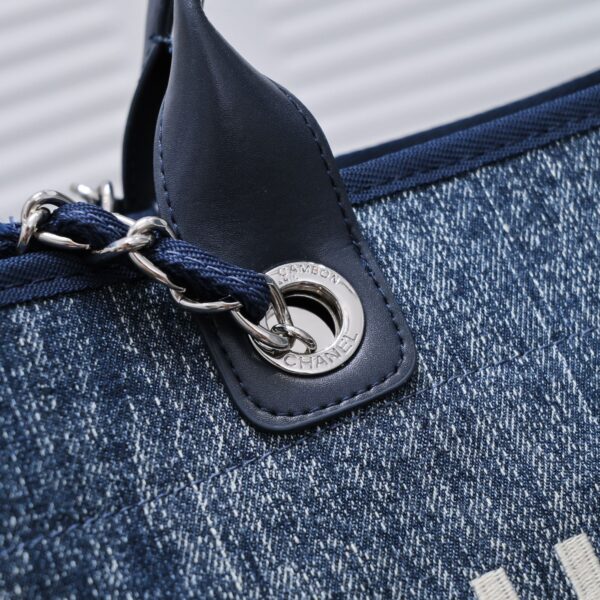 CHANEL MEDIUM DEAUVILLE BLUE CANVAS TOTE 38CM - Image 7