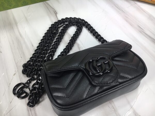 GUCCI WOMEN'S NATURAL GG MARMONT LEATHER BAG BLACK 16.5CM 699757 UM8KV 1000 - Image 9