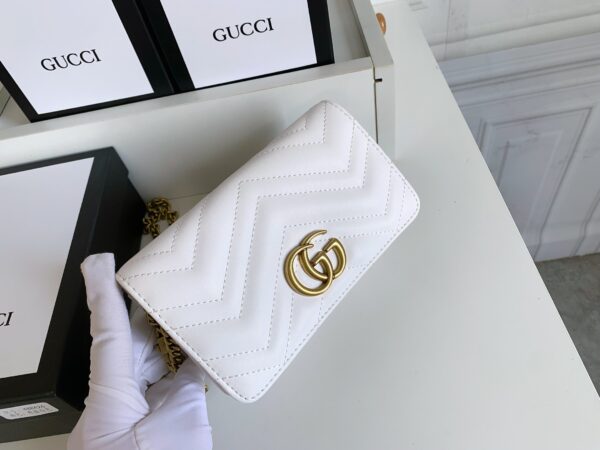 GUCCI WOMEN'S GG MARMONT MINI BAG WHITE 18CM - Image 9