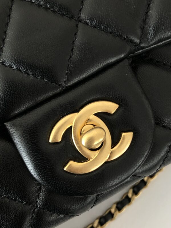 CHANEL FLAP GOLD TONE BLACK 17CM - Image 5