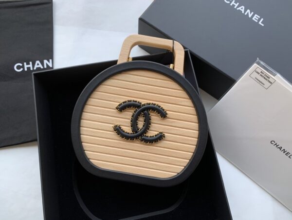 CHANEL VANITY CASE IN BEECH WOOD 20CM AS2928 - Image 2