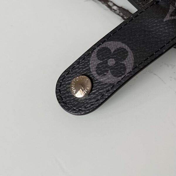 LOUIS VUITTON FLOWER MONOGRAM BLACK 14CM - Image 2