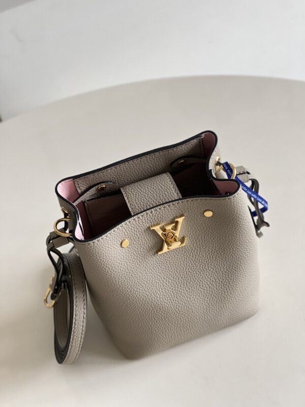 LOUIS VUITTON NANO LOCKME BUCKET 13CM BEIGE M69205 - Image 6
