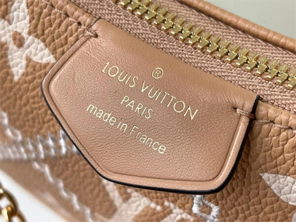 LOUIS VUITTON EASY POUCH ON STRAP 19CM BEIGE M81137 - Image 7
