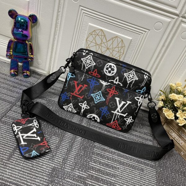 LOUIS VUITTON TRIO MESSENGER MULTICOLOR BLACK 25CM M21396 - Image 10