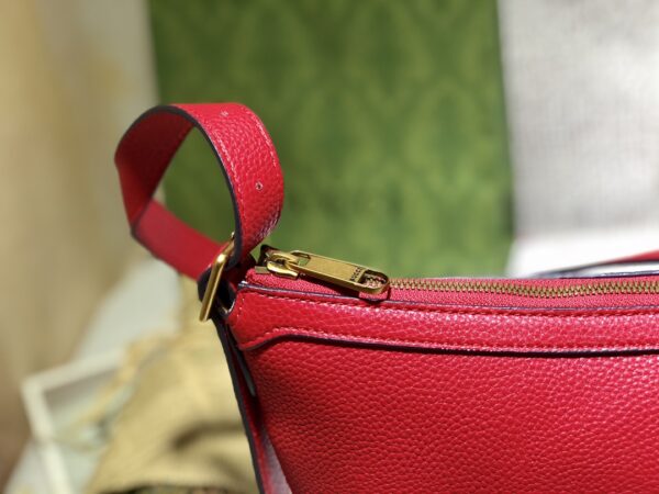 GUCCI RED PRINT HALF-MOON HOBO BAG 47.5CM - Image 7