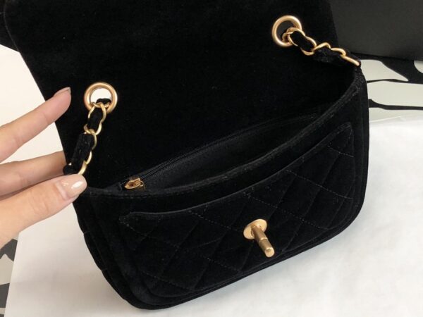 CHANEL VELVET MINI FLAP BAG BLACK 18CM - Image 9