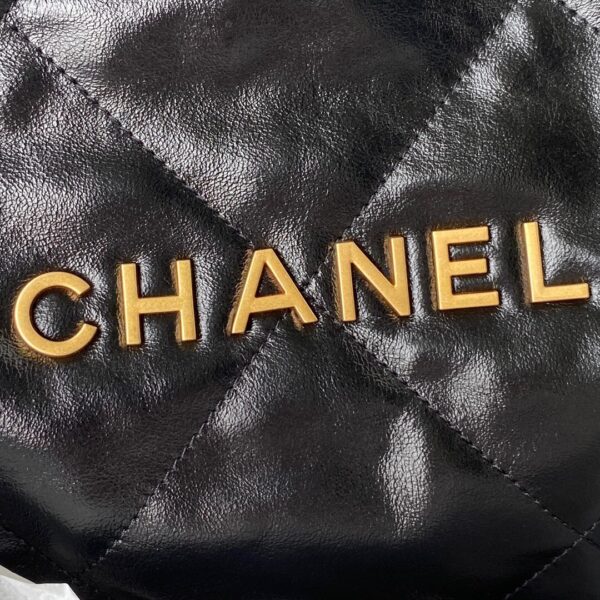 CHANEL 22 SMALL HANDBAG BLACK AS3260 - Image 5