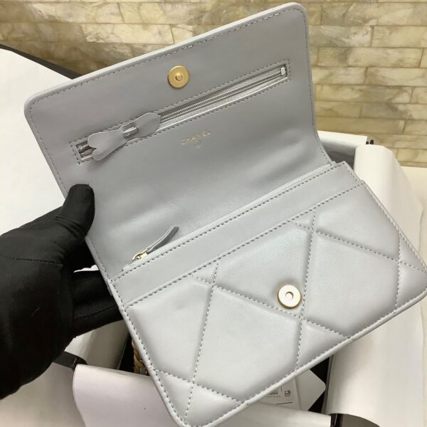 CHANEL CROSSBODY BAG GRAY AP1450 - Image 8