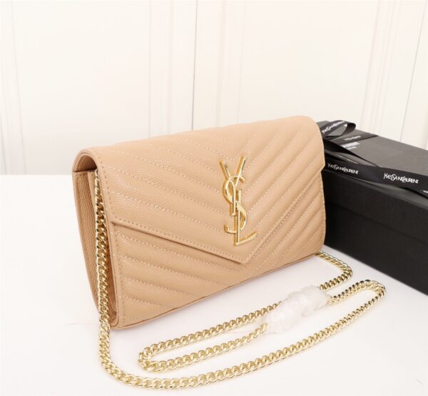 SAINT LAURENT CASSANDRE MATELASSÉ CHAIN WALLET IN GRAIN DE POUDRE EMBOSSED BEIGE 22CM 377828BOW012721 - Image 5