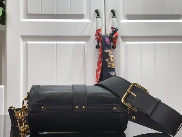 LOUIS VUITTON PAPILLON TRUNK 19CM BLACK M58655 - Image 4