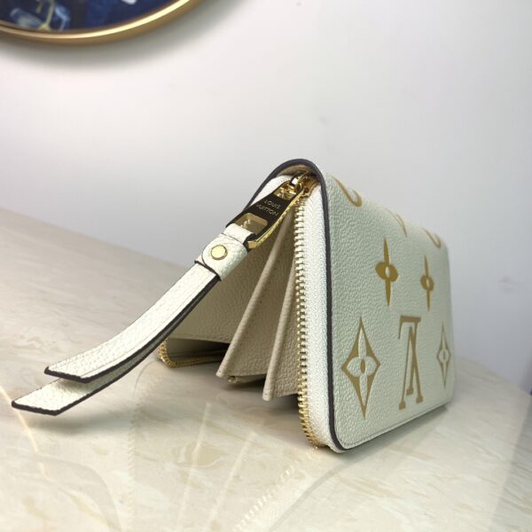 Louis Vuitton Monogram Empreinte Zippy Wallet 19cm M80402 - Image 2
