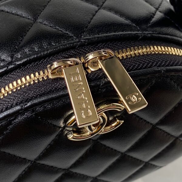 CHANEL VANITY CASE BLACK AP2731 - Image 9