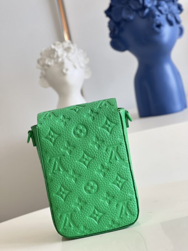 LOUIS VUITTON S-LOCK VERTICAL WEARABLE WALLET M81525 - Image 2