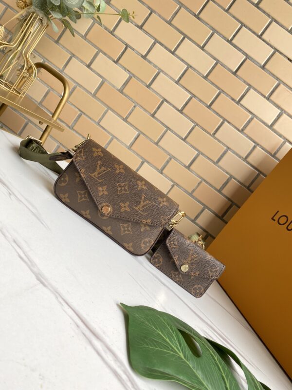 LOUIS VUITTON FÉLICIE STRAP & GO 17CM GREEN M80091 - Image 10