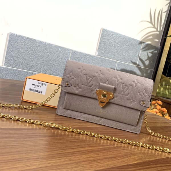 LOUIS VUITTON VAVIN CHAIN WALLET TOURTERELLE GRAY M69423 - Image 2