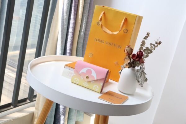 Louis Vuitton Monogram Victorine Wallet Pink M80387 - Image 5