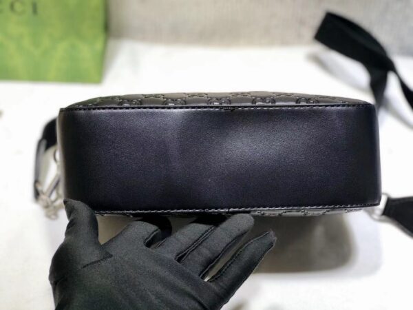 GUCCI BLACK LOGO EMBOSSED HAND BAG 24.5CM 475429 CWCBN 1000 - Image 2
