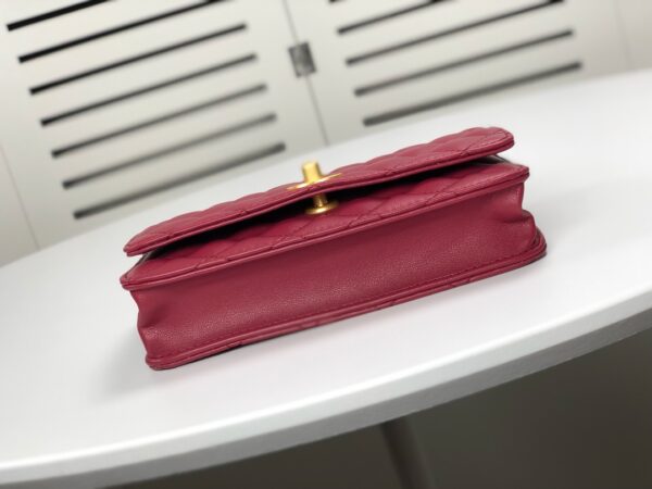 CHANEL LEATHER ON GOLD CHAIN WINE RED 19CM - Image 6