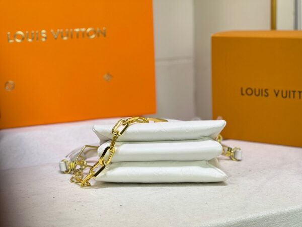 LOUIS VUITTON COUSSIN BB WHITE 21CM M20770 - Image 5